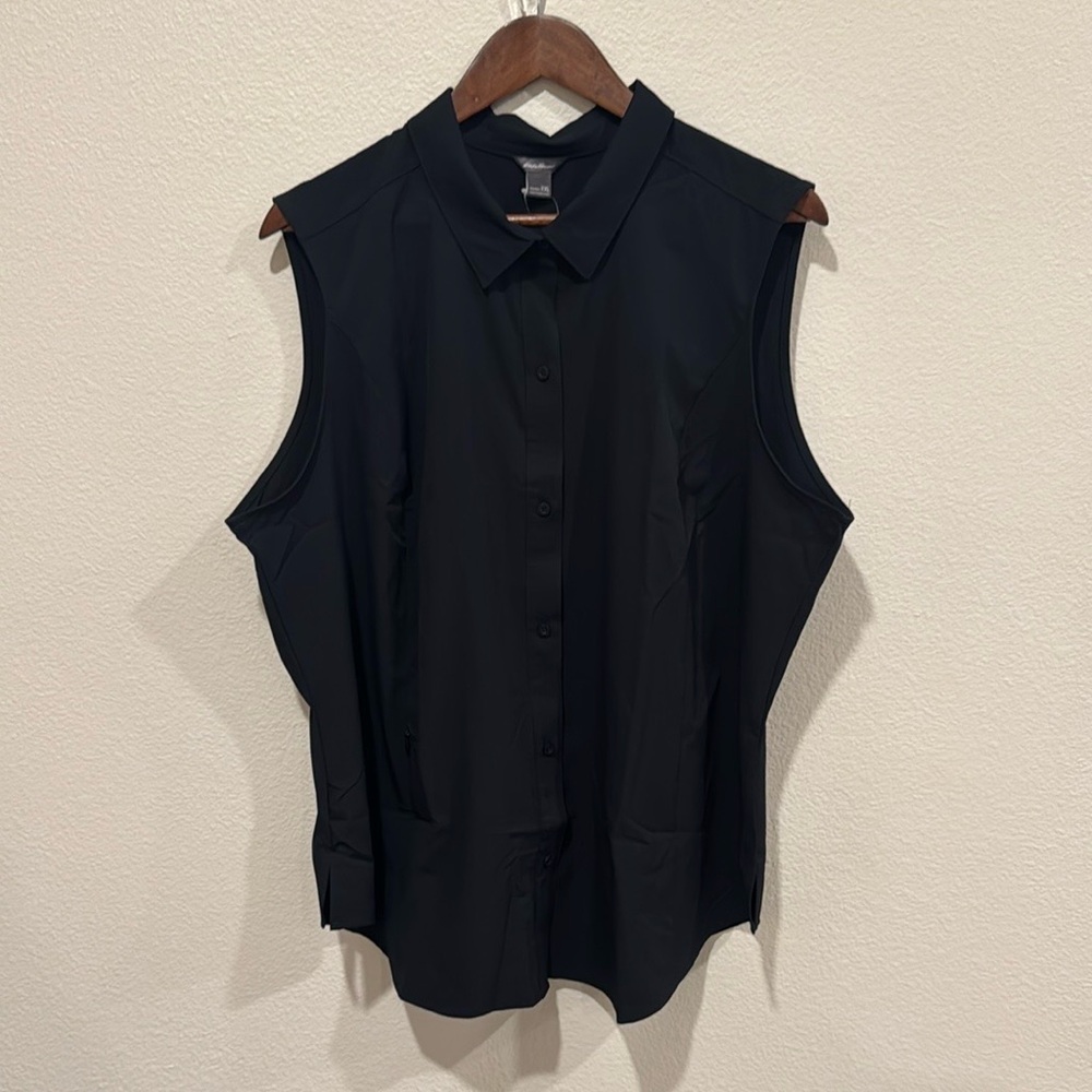 Eddie Bauer Black Sleeveless Button Down Shirt